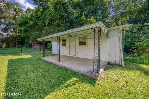 Exterior - 7221 Joyce Ln, Powell, TN 37849 photo 14 of 14
