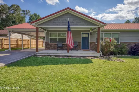 Exterior - 7221 Joyce Ln, Powell, TN 37849 photo 2 of 14