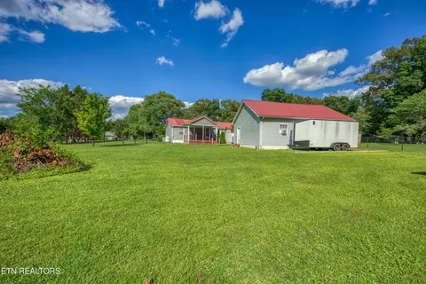 Exterior - 7221 Joyce Ln, Powell, TN 37849 photo 13 of 14