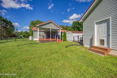 Exterior - 7221 Joyce Ln, Powell, TN 37849 photo 10 of 14