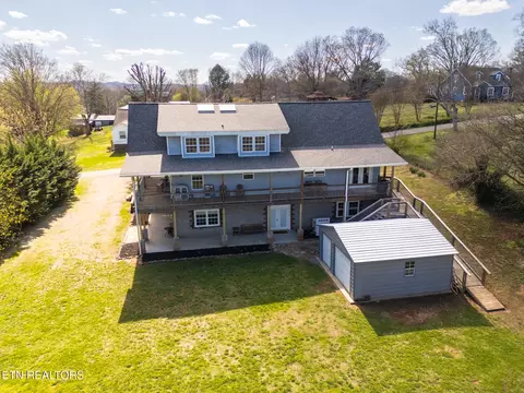 2829 Spruce Hill Rd, Louisville, TN 37777