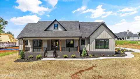 915 Sophie Dr, Greenback, TN 37742