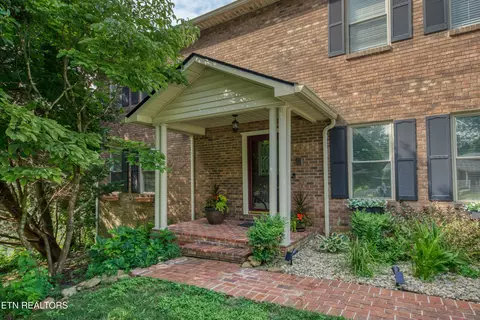 12516 Pony Express Dr, Knoxville, TN 37934