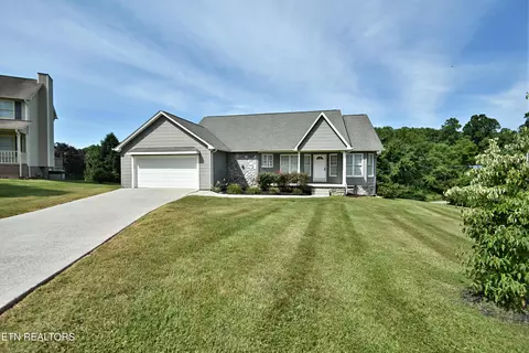 3605 Rochdale Ln, Knoxville, TN 37931