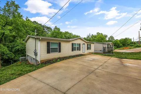 1487 Shields Ferry Rd, Morristown, TN 37814