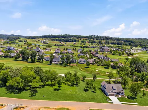 903 Mockingbird Ln, Loudon, TN 37774