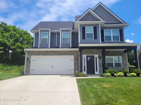 2216 Shylah Mia Ln, Knoxville, TN 37932