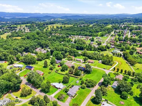 View/Area - 985 Claudette Dr, Talbott, TN 37877 photo 5 of 6