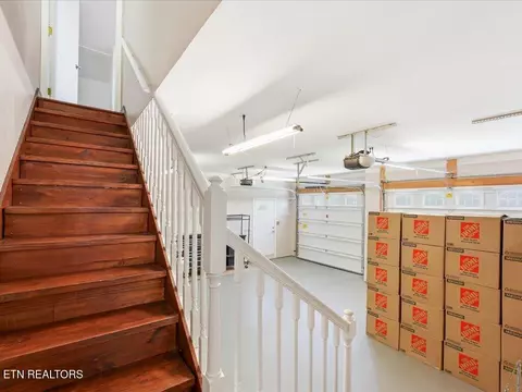 Entry Way - 985 Claudette Dr, Talbott, TN 37877 photo 1 of 1