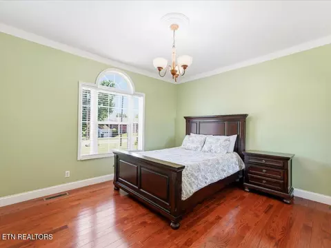 Bedroom - 985 Claudette Dr, Talbott, TN 37877 photo 4 of 6