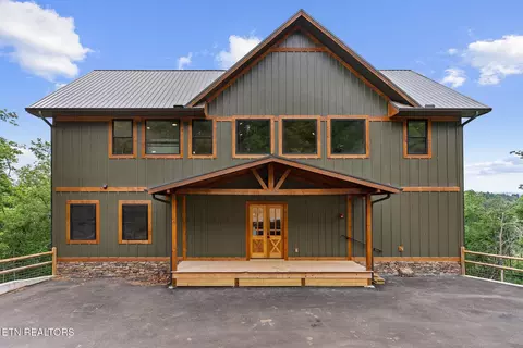 1940 Spurling Rd, Sevierville, TN 37862