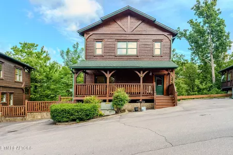 830 Great Smoky Way, Gatlinburg, TN 37738