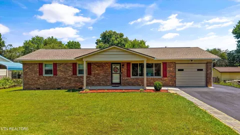 7740 Ashley Rd, Powell, TN 37849