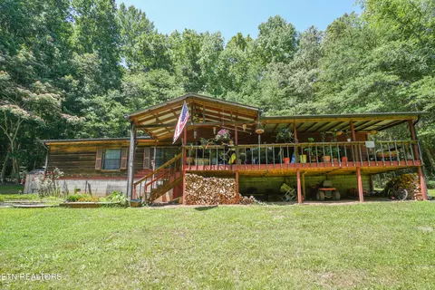 1649 6 Mile Cemetery Rd, Maryville, TN 37803