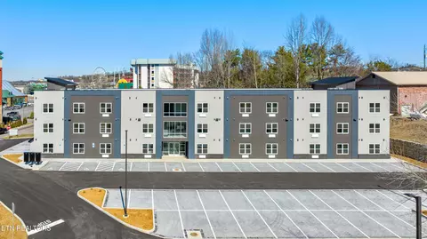 227 Sharon Dr #313, Pigeon Forge, TN 37863