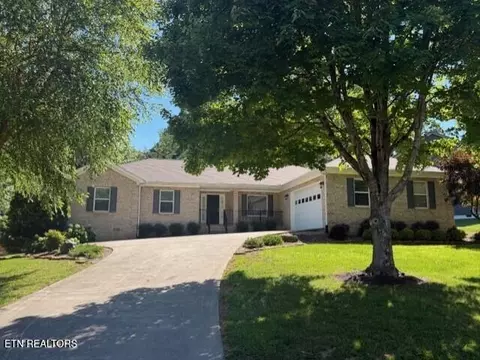 304 Uhdali Pl, Loudon, TN 37774