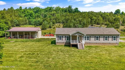 2974 Stoney Gap Rd, Sneedville, TN 37869