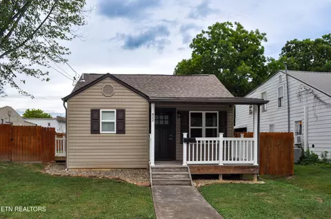 822 Carson St, Greeneville, TN 37743
