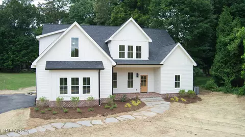 3529 Ginn Farm Dr, Knoxville, TN 37920