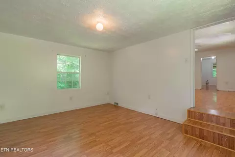 Living - 106 Guy Hamby Rd, Lancing, TN 37770 photo 4 of 4
