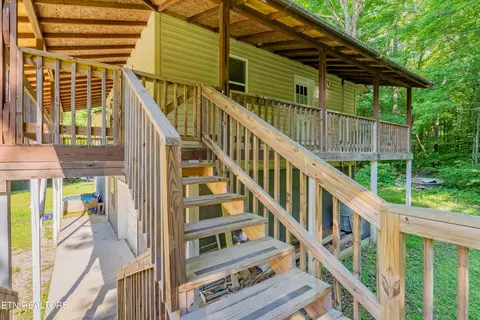 Exterior - 106 Guy Hamby Rd, Lancing, TN 37770 photo 2 of 4