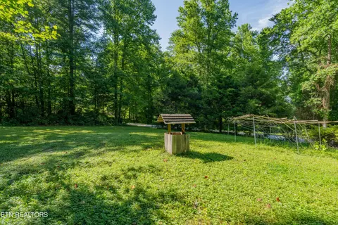 Exterior - 106 Guy Hamby Rd, Lancing, TN 37770 photo 4 of 4