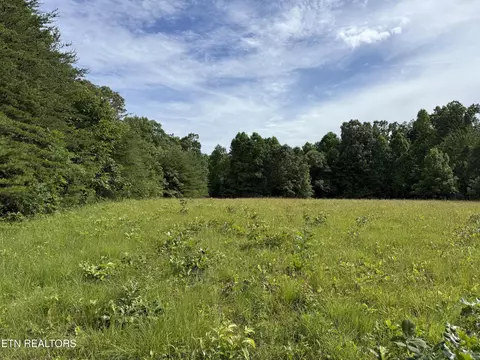 41 Clear Creek Road, Crossville, TN 38571
