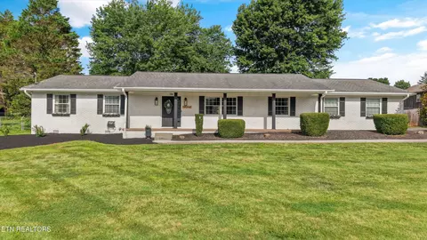 216 Foothills Dr, Seymour, TN 37865