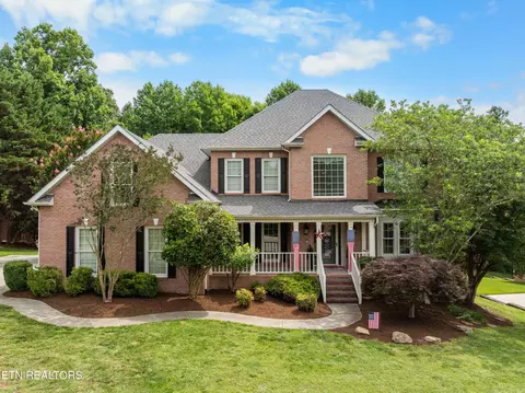7819 La Barrington Blvd, Powell, TN 37849