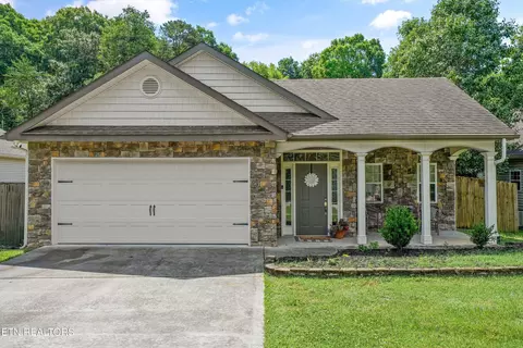 10816 Meriwether Ln, Knoxville, TN 37934