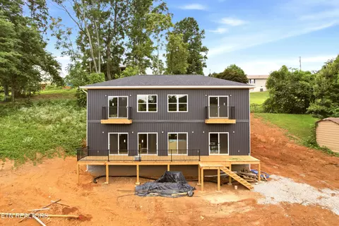 109 Breezeway Ln, Caryville, TN 37714
