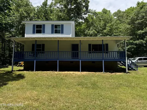 125 Walnut Lane Ln, Oneida, TN 37841