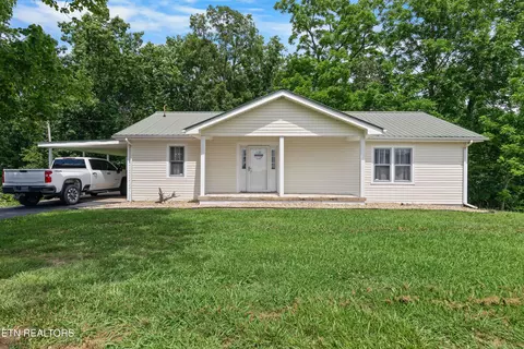2473 Long Hollow Rd, La Follette, TN 37766