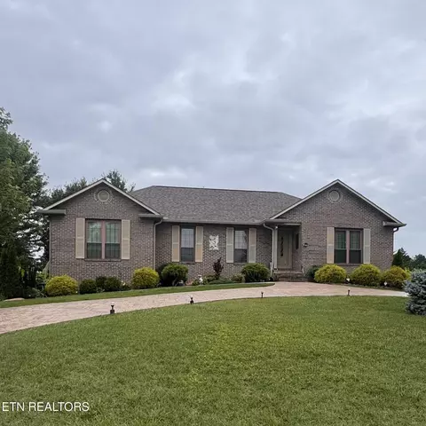 3119 Falcon Dr, Maryville, TN 37803
