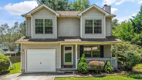 3701 Holgate Ln, Powell, TN 37849