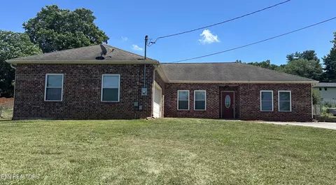 1221 Topside Rd, Louisville, TN 37777