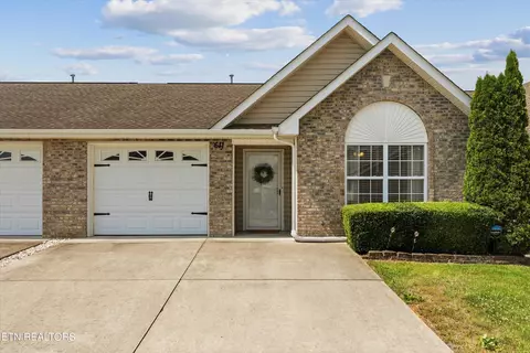 611 High Point Way, Knoxville, TN 37912