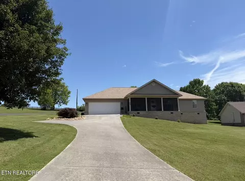 2449 Oakview Ln, Sevierville, TN 37876