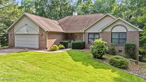 104 Flossmoor Cir, Crossville, TN 38558