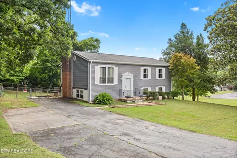 5301 Fontaine Rd, Knoxville, TN 37920
