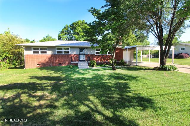 3204 Walnoaks Rd, Knoxville, TN 37921