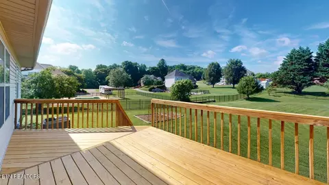 Exterior - 7555 Stonehenge Dr, Talbott, TN 37877 photo 5 of 5