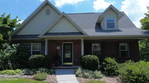 Exterior - 7555 Stonehenge Dr, Talbott, TN 37877 photo 2 of 5
