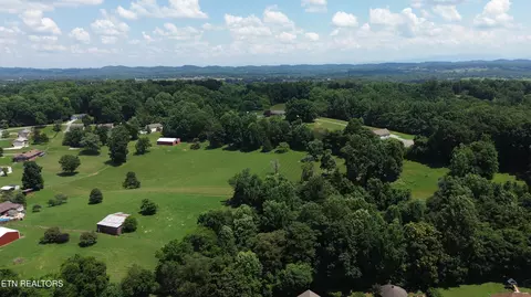 View/Area - 7555 Stonehenge Dr, Talbott, TN 37877 photo 3 of 12
