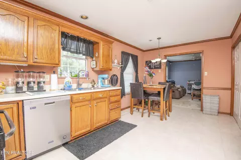 512 Windgate Ct, Powell, TN 37849 photo 13