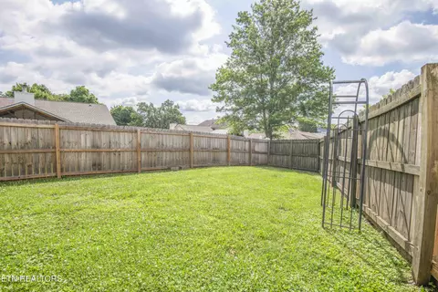 512 Windgate Ct, Powell, TN 37849 photo 29