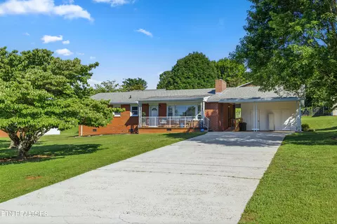 225 Madora Dr, Powell, TN 37849
