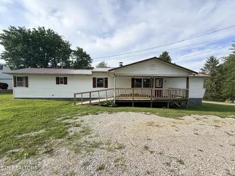 431 Patton Heights Cir, Jamestown, TN 38556
