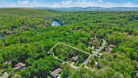 14 Ridge Crest Cir, Fairfield Glade, TN 38558