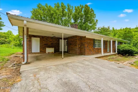 249 Old Cades Cove Rd, Townsend, TN 37882